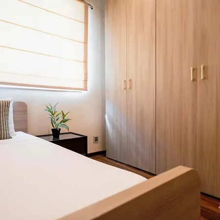 Sunny Seaside Appartement